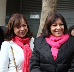 Avec Anne Hidalgo, au marché de l'Aveyron. Crédits Eléonore Slama.