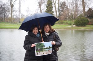 Avec Anne Hidalgo au bord du Lac Daumesnil. Crédits Mathieu Delmestre